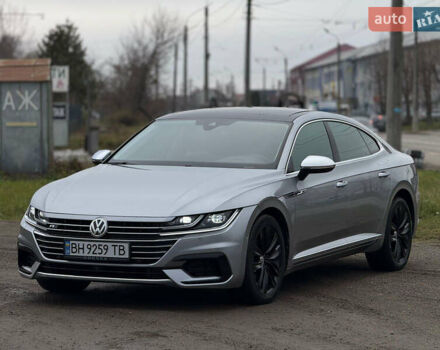 Сірий Фольксваген Arteon, об'ємом двигуна 2 л та пробігом 43 тис. км за 26950 $, фото 2 на Automoto.ua