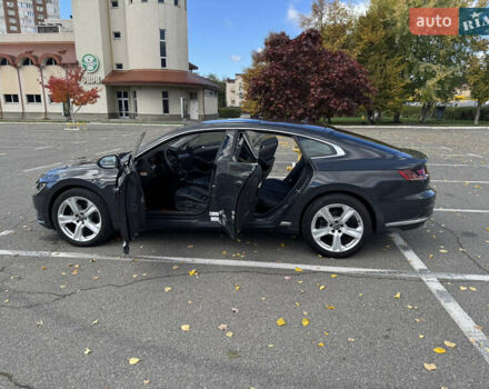 Серый Фольксваген Arteon, объемом двигателя 1.97 л и пробегом 73 тыс. км за 33200 $, фото 20 на Automoto.ua