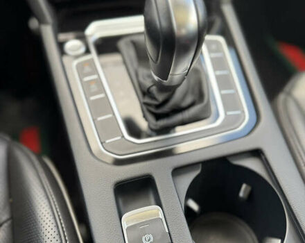 Серый Фольксваген Arteon, объемом двигателя 1.97 л и пробегом 73 тыс. км за 33200 $, фото 103 на Automoto.ua