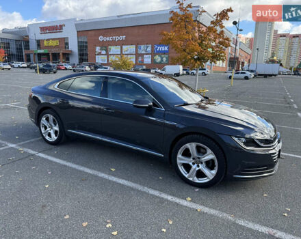 Серый Фольксваген Arteon, объемом двигателя 1.97 л и пробегом 73 тыс. км за 33200 $, фото 60 на Automoto.ua