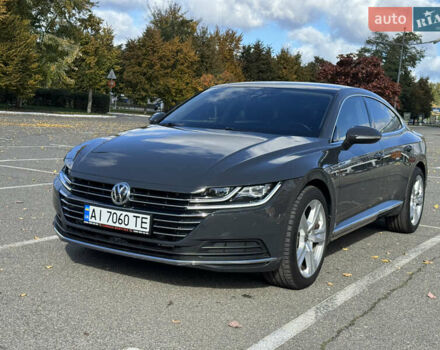 Серый Фольксваген Arteon, объемом двигателя 1.97 л и пробегом 73 тыс. км за 33200 $, фото 49 на Automoto.ua