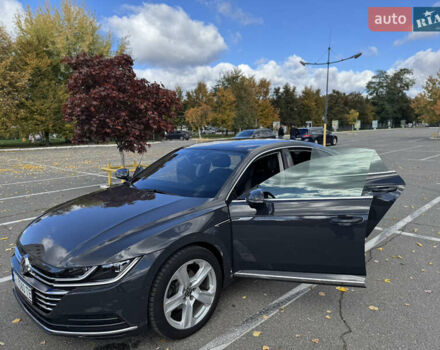 Серый Фольксваген Arteon, объемом двигателя 1.97 л и пробегом 73 тыс. км за 33200 $, фото 21 на Automoto.ua