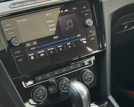 Серый Фольксваген Arteon, объемом двигателя 1.97 л и пробегом 73 тыс. км за 33200 $, фото 24 на Automoto.ua