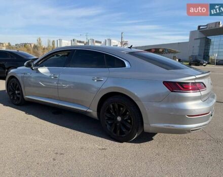 Фольксваген Arteon 2019 в Кривом Роге на Automoto.ua Серый Фольксваген Arteon, объемом двигателя 2 л и пробегом 123 тыс. км за 27800 $, фото 31 на Automoto.ua