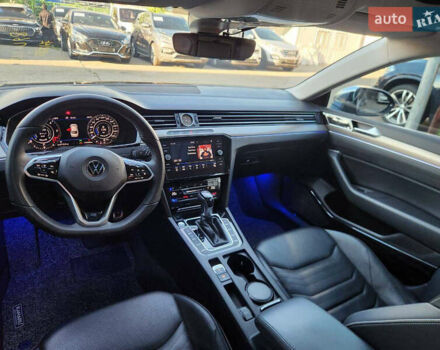 Сірий Фольксваген Arteon, об'ємом двигуна 2 л та пробігом 117 тис. км за 31500 $, фото 16 на Automoto.ua