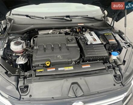 Сірий Фольксваген Arteon, об'ємом двигуна 1.97 л та пробігом 98 тис. км за 28750 $, фото 44 на Automoto.ua