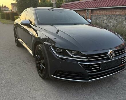 Серый Фольксваген Arteon, объемом двигателя 1.97 л и пробегом 97 тыс. км за 25450 $, фото 3 на Automoto.ua
