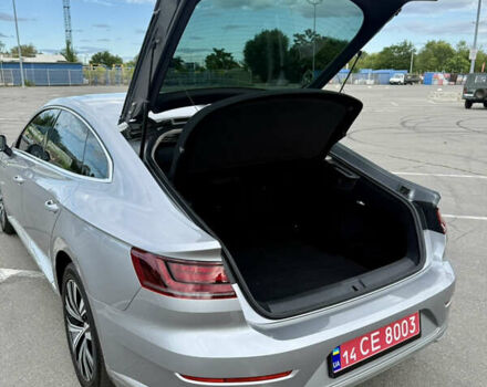 Серый Фольксваген Arteon, объемом двигателя 2 л и пробегом 52 тыс. км за 24500 $, фото 16 на Automoto.ua