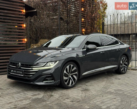 Серый Фольксваген Arteon, объемом двигателя 1.98 л и пробегом 78 тыс. км за 29900 $, фото 2 на Automoto.ua