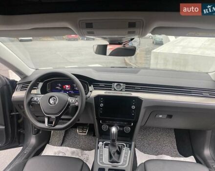 Серый Фольксваген Arteon, объемом двигателя 1.97 л и пробегом 98 тыс. км за 28250 $, фото 31 на Automoto.ua