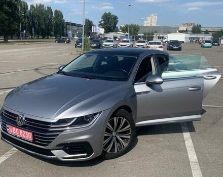 Серый Фольксваген Arteon, объемом двигателя 1.98 л и пробегом 88 тыс. км за 32000 $, фото 2 на Automoto.ua