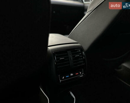 Серый Фольксваген Arteon, объемом двигателя 1.97 л и пробегом 98 тыс. км за 29700 $, фото 25 на Automoto.ua