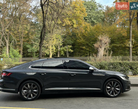 Серый Фольксваген Arteon, объемом двигателя 1.97 л и пробегом 98 тыс. км за 29700 $, фото 8 на Automoto.ua