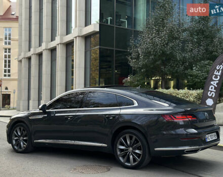 Серый Фольксваген Arteon, объемом двигателя 1.97 л и пробегом 98 тыс. км за 29700 $, фото 4 на Automoto.ua