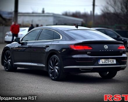 Серый Фольксваген Arteon, объемом двигателя 2 л и пробегом 80 тыс. км за 25000 $, фото 1 на Automoto.ua