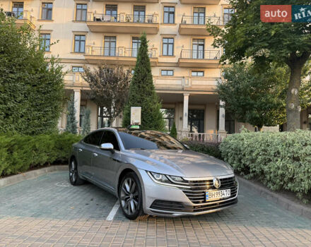 Серый Фольксваген Arteon, объемом двигателя 1.97 л и пробегом 97 тыс. км за 30500 $, фото 6 на Automoto.ua