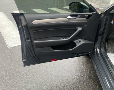 Сірий Фольксваген Arteon, об'ємом двигуна 1.97 л та пробігом 98 тис. км за 28750 $, фото 38 на Automoto.ua