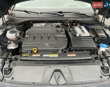Сірий Фольксваген Arteon, об'ємом двигуна 1.97 л та пробігом 98 тис. км за 28750 $, фото 41 на Automoto.ua
