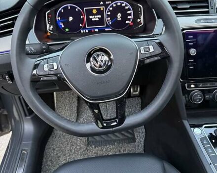 Серый Фольксваген Arteon, объемом двигателя 1.97 л и пробегом 97 тыс. км за 25450 $, фото 37 на Automoto.ua