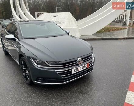 Сірий Фольксваген Arteon, об'ємом двигуна 1.97 л та пробігом 98 тис. км за 28750 $, фото 4 на Automoto.ua