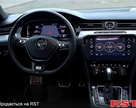 Серый Фольксваген Arteon, объемом двигателя 2 л и пробегом 80 тыс. км за 25000 $, фото 5 на Automoto.ua