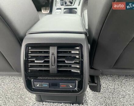 Серый Фольксваген Arteon, объемом двигателя 1.97 л и пробегом 98 тыс. км за 28250 $, фото 32 на Automoto.ua