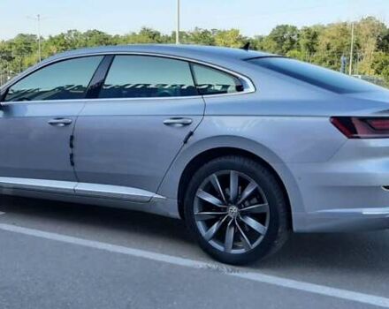 Серый Фольксваген Arteon, объемом двигателя 1.97 л и пробегом 166 тыс. км за 28000 $, фото 6 на Automoto.ua