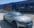 Серый Фольксваген Arteon, объемом двигателя 2 л и пробегом 72 тыс. км за 27500 $, фото 3 на Automoto.ua