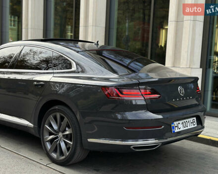 Серый Фольксваген Arteon, объемом двигателя 1.97 л и пробегом 98 тыс. км за 29700 $, фото 11 на Automoto.ua