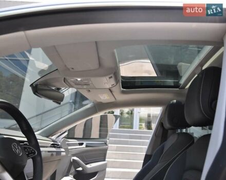 Серый Фольксваген Arteon, объемом двигателя 1.97 л и пробегом 74 тыс. км за 38000 $, фото 27 на Automoto.ua