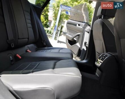 Серый Фольксваген Arteon, объемом двигателя 1.97 л и пробегом 74 тыс. км за 38000 $, фото 21 на Automoto.ua