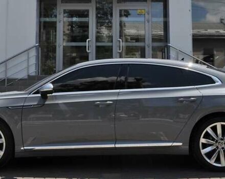 Серый Фольксваген Arteon, объемом двигателя 1.97 л и пробегом 74 тыс. км за 38000 $, фото 2 на Automoto.ua