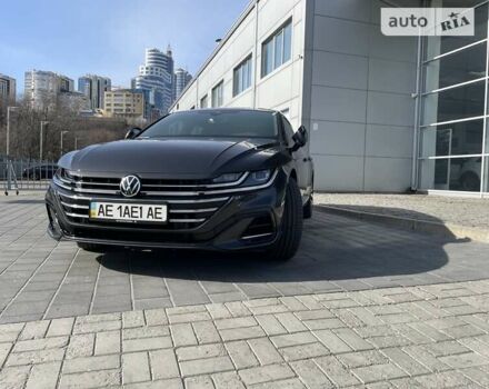 Серый Фольксваген Arteon, объемом двигателя 2 л и пробегом 43 тыс. км за 41500 $, фото 1 на Automoto.ua