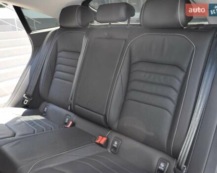 Серый Фольксваген Arteon, объемом двигателя 1.97 л и пробегом 74 тыс. км за 38000 $, фото 19 на Automoto.ua