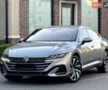 Серый Фольксваген Arteon, объемом двигателя 1.98 л и пробегом 55 тыс. км за 45500 $, фото 2 на Automoto.ua