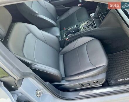 Серый Фольксваген Arteon, объемом двигателя 1.98 л и пробегом 117 тыс. км за 24999 $, фото 46 на Automoto.ua