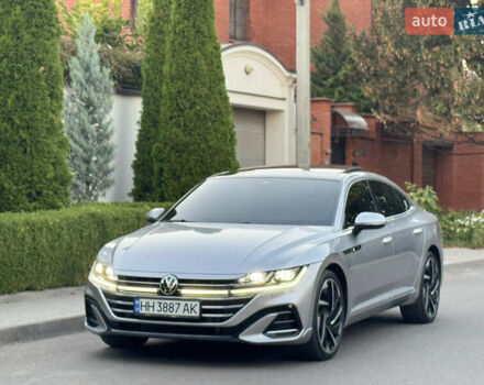 Серый Фольксваген Arteon, объемом двигателя 1.97 л и пробегом 80 тыс. км за 42500 $, фото 4 на Automoto.ua