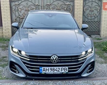 Серый Фольксваген Arteon, объемом двигателя 1.98 л и пробегом 117 тыс. км за 24999 $, фото 2 на Automoto.ua