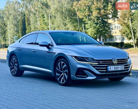 Серый Фольксваген Arteon, объемом двигателя 1.97 л и пробегом 135 тыс. км за 41500 $, фото 3 на Automoto.ua