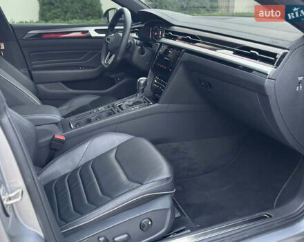 Серый Фольксваген Arteon, объемом двигателя 1.97 л и пробегом 80 тыс. км за 42500 $, фото 36 на Automoto.ua