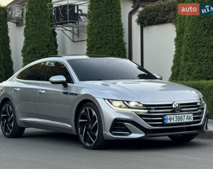 Серый Фольксваген Arteon, объемом двигателя 1.97 л и пробегом 80 тыс. км за 42500 $, фото 15 на Automoto.ua