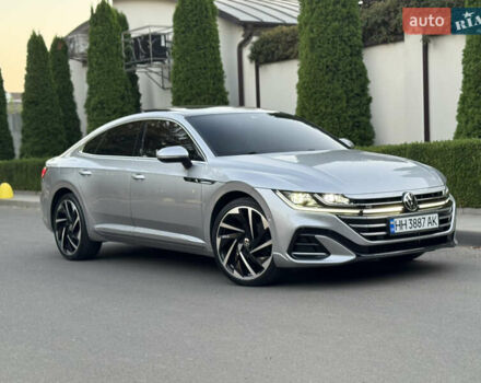 Серый Фольксваген Arteon, объемом двигателя 1.97 л и пробегом 80 тыс. км за 42500 $, фото 2 на Automoto.ua
