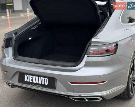 Сірий Фольксваген Arteon, об'ємом двигуна 2 л та пробігом 81 тис. км за 40000 $, фото 15 на Automoto.ua