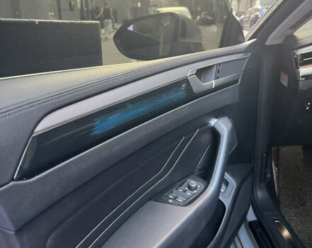 Сірий Фольксваген Arteon, об'ємом двигуна 1.97 л та пробігом 59 тис. км за 37800 $, фото 52 на Automoto.ua