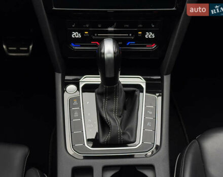 Сірий Фольксваген Arteon, об'ємом двигуна 2 л та пробігом 81 тис. км за 40000 $, фото 29 на Automoto.ua