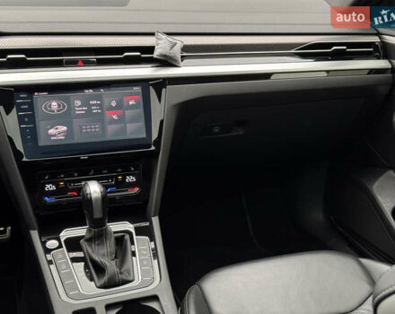 Сірий Фольксваген Arteon, об'ємом двигуна 2 л та пробігом 81 тис. км за 40000 $, фото 23 на Automoto.ua