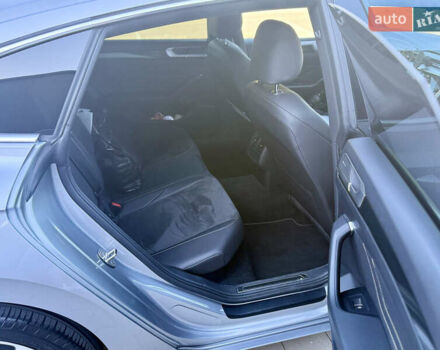 Серый Фольксваген Arteon, объемом двигателя 1.97 л и пробегом 135 тыс. км за 41500 $, фото 17 на Automoto.ua