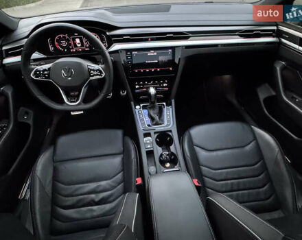 Серый Фольксваген Arteon, объемом двигателя 1.97 л и пробегом 80 тыс. км за 42500 $, фото 32 на Automoto.ua
