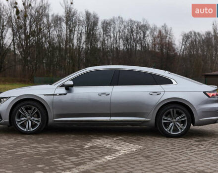 Серый Фольксваген Arteon, объемом двигателя 1.97 л и пробегом 76 тыс. км за 41000 $, фото 2 на Automoto.ua