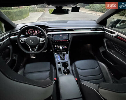 Серый Фольксваген Arteon, объемом двигателя 1.97 л и пробегом 80 тыс. км за 42500 $, фото 31 на Automoto.ua